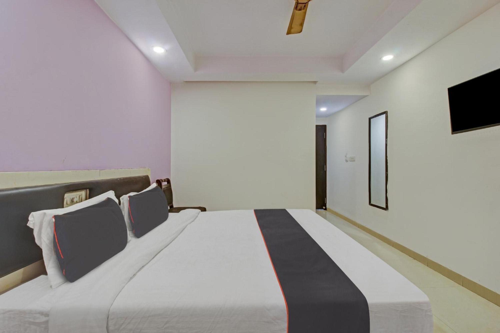 Collection O Sai Krupa Hotel Hyderabad Exterior photo