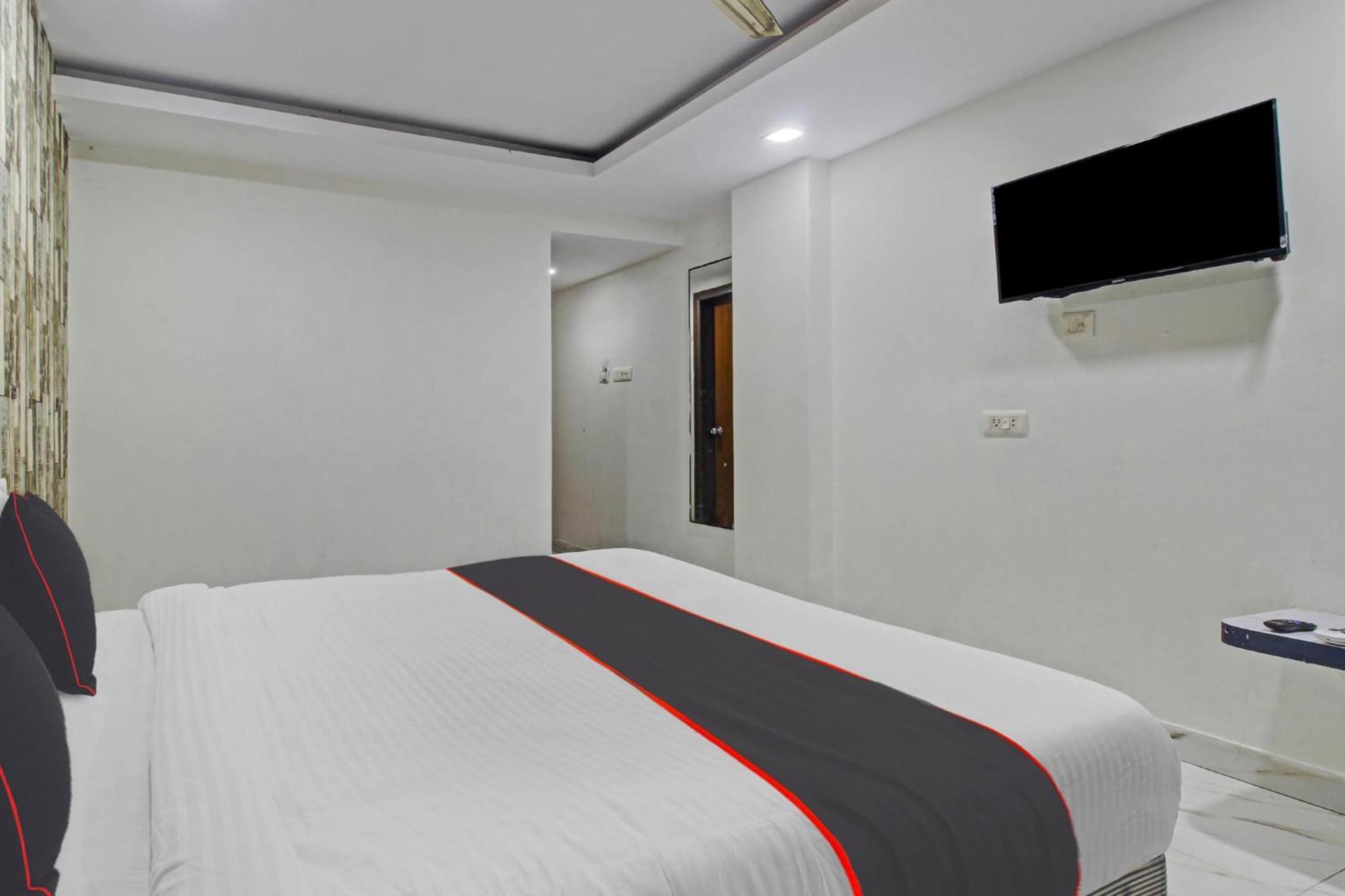 Collection O Sai Krupa Hotel Hyderabad Exterior photo